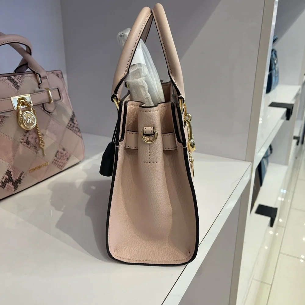 MICHAEL KORS Hamilton Sm Patchwork Snake Embossed Satchel Crossbody
Powder
NWT - Picture 13 of 16